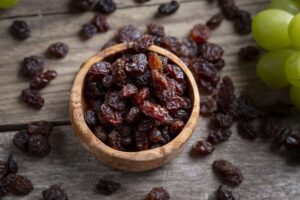 Top reasons to add raisins to your diet